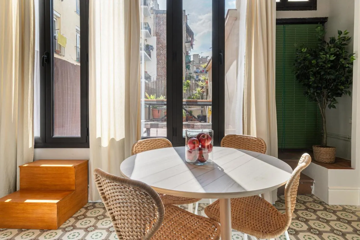 Weflating Sant Antoni Market Apartment Barcelona