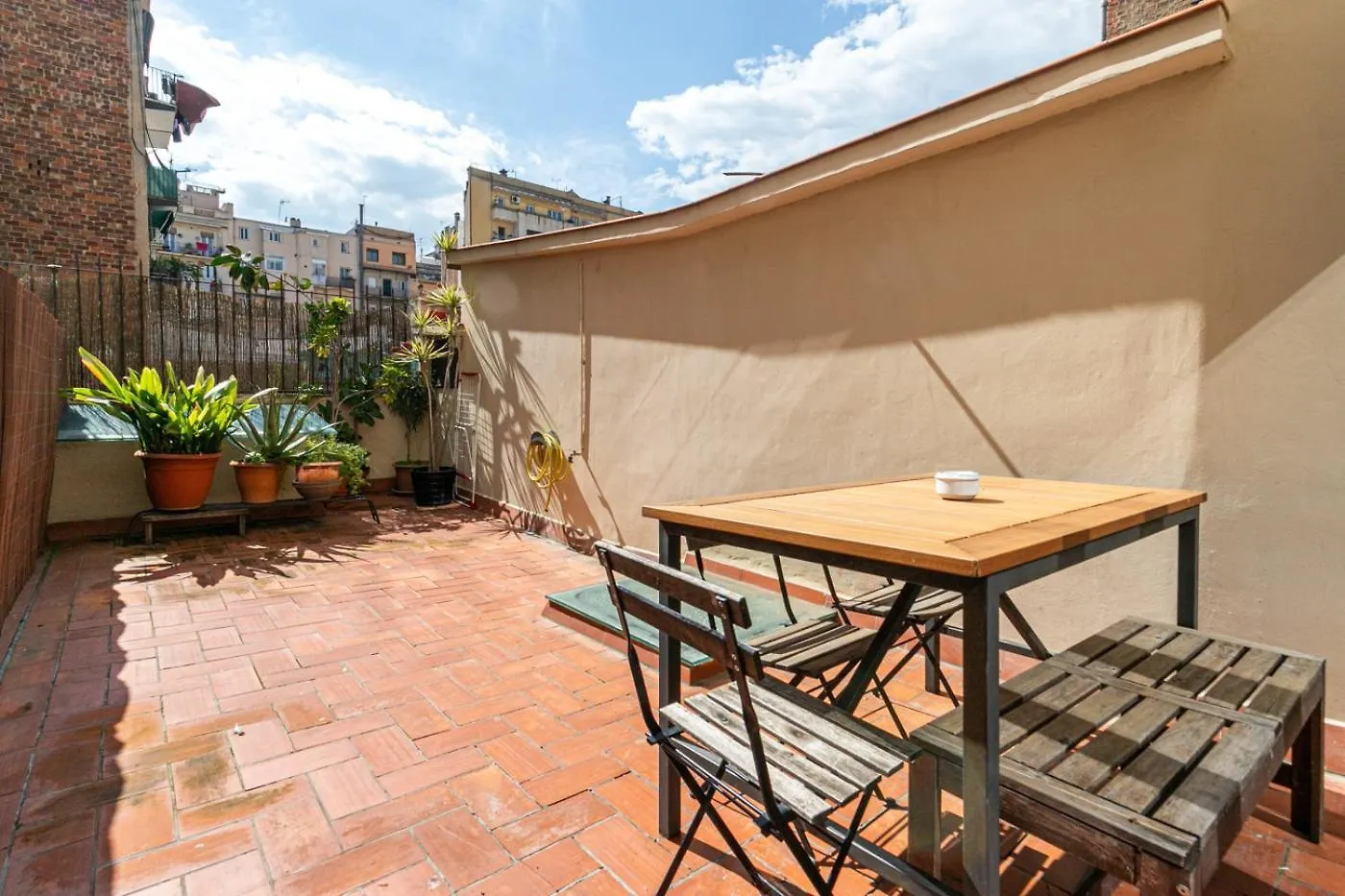 Weflating Sant Antoni Market Apartment Barcelona
