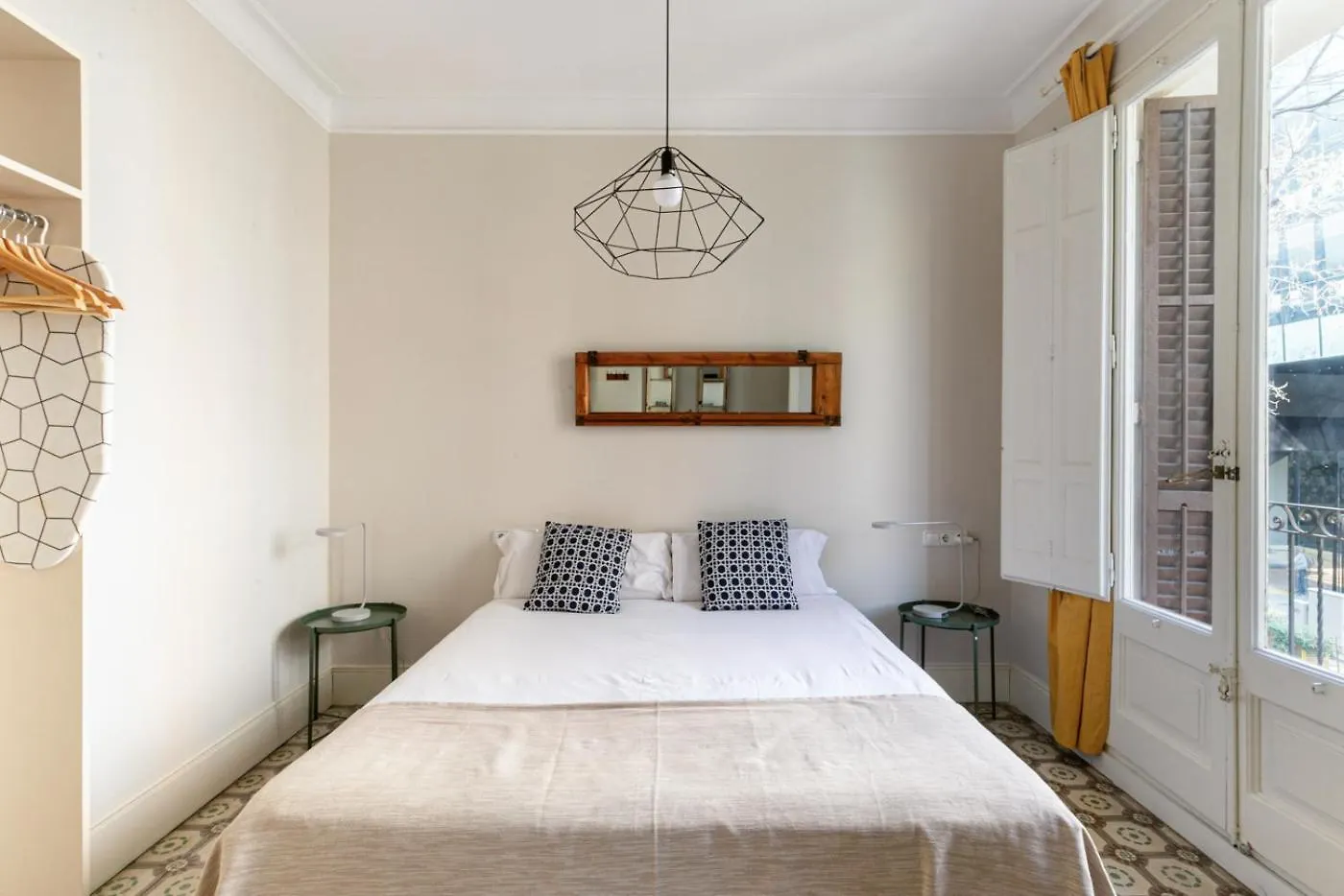 Weflating Sant Antoni Market Apartment Barcelona Spain