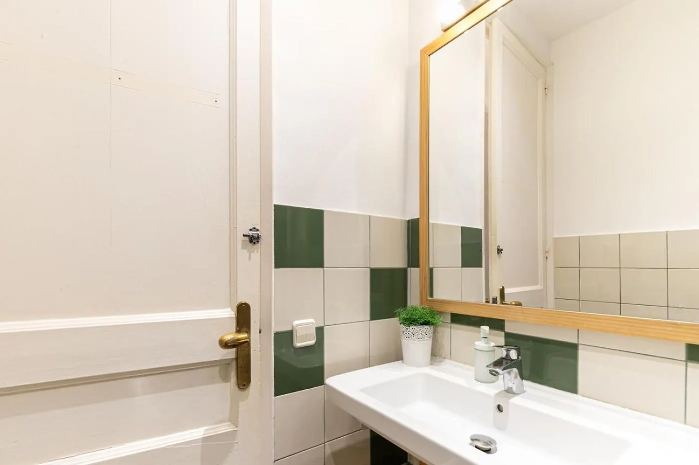 Weflating Sant Antoni Market Barcelona Appartement